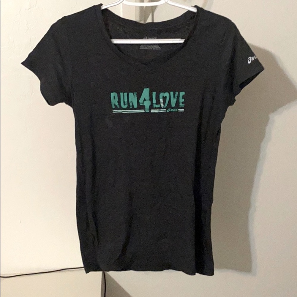 Run 4 Love Graphic Tee